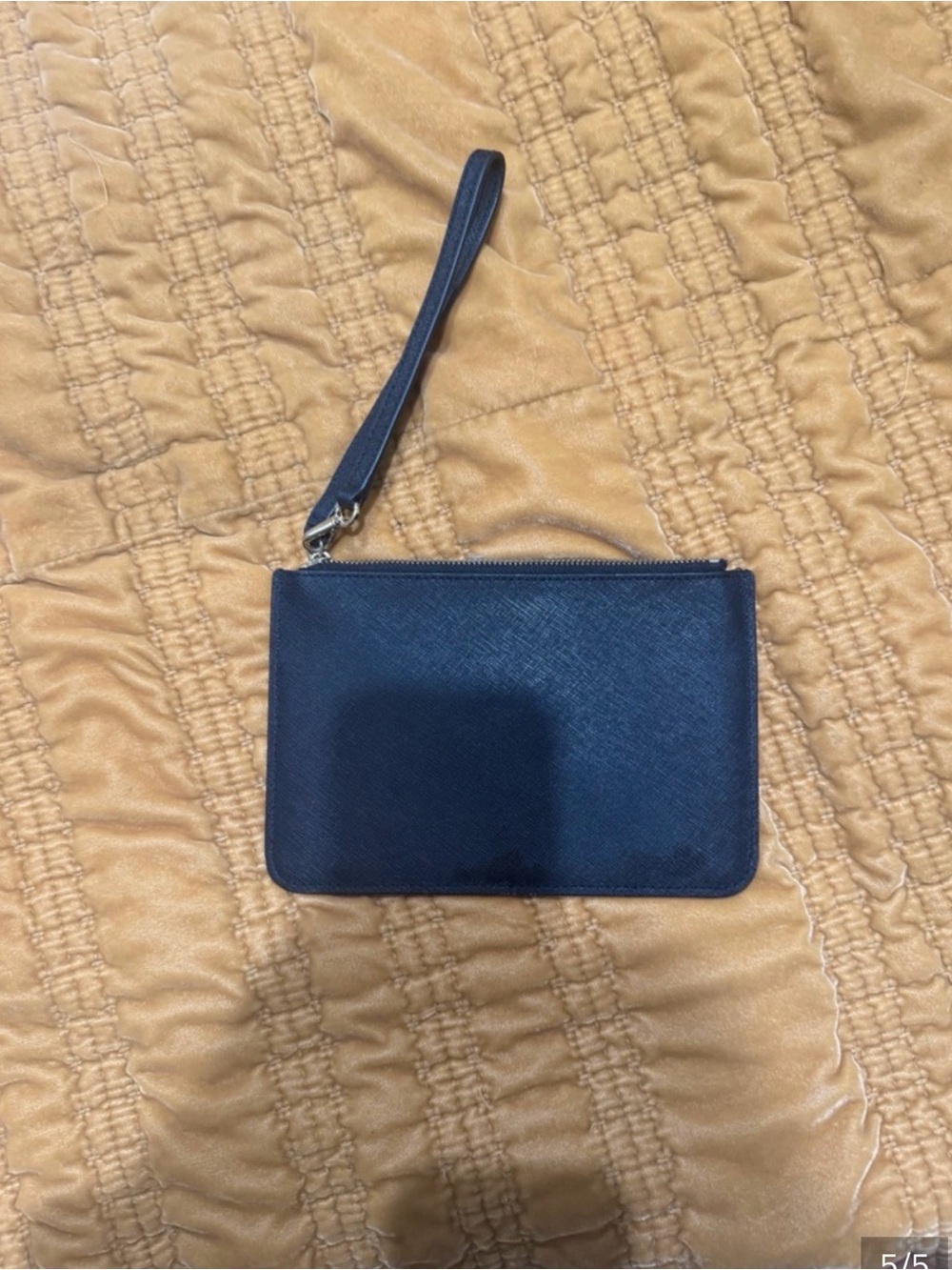 NWOT Kate Spade laurel way Black Wristlet Clutch - Picture 5 of 5